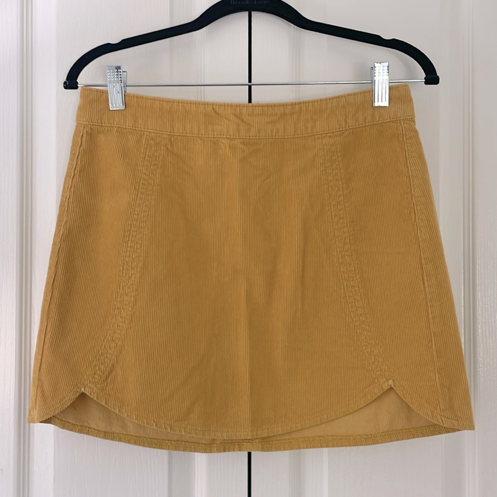 PacSun Corduroy Skirt in Mustard Yellow - Size: 27
